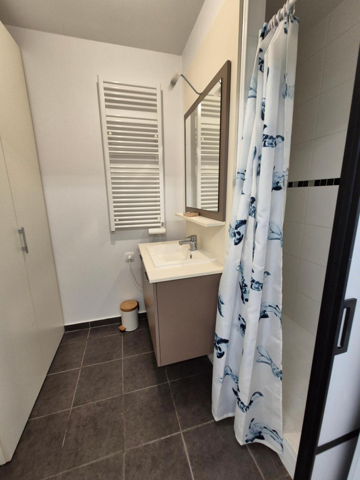 Appartement Les Portes Du Stade Saint-Denis  Buitenkant foto